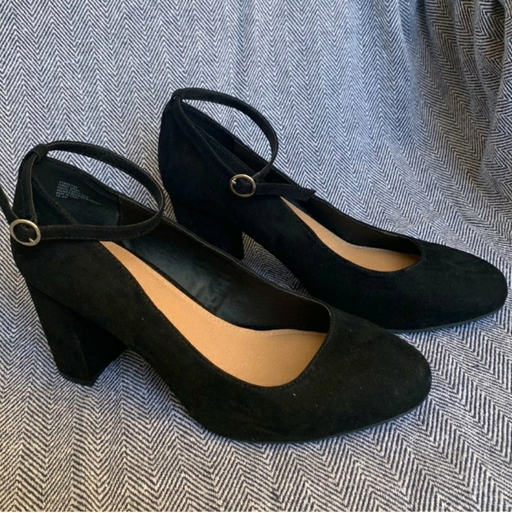 Torrid - Ankle Strap black heels